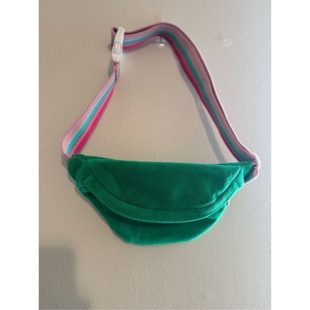 NWOT ShiraLeah Bright Green Terry 100% Cotton‎ Belt Crossbody Bag   10"W x 6"H